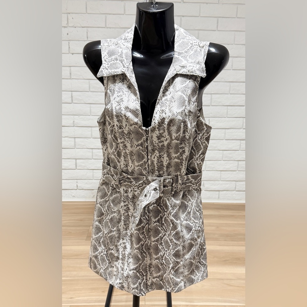 Urban Outfitters White and Black Snakeskin-Trim Top